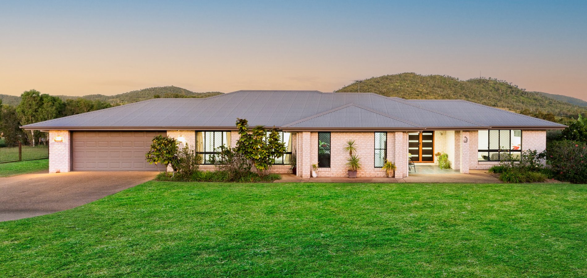 68 Stirling Drive, Rockyview