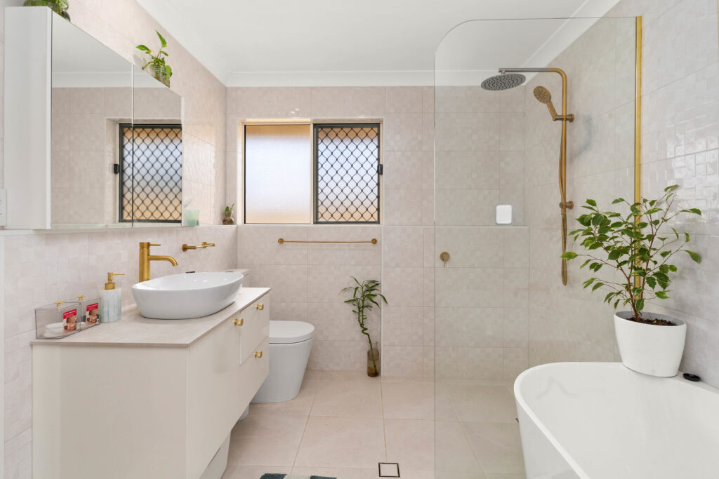 For Sale - 6 Hotham Close - New Property in Parkhurst - Real Estate by Michael Millers